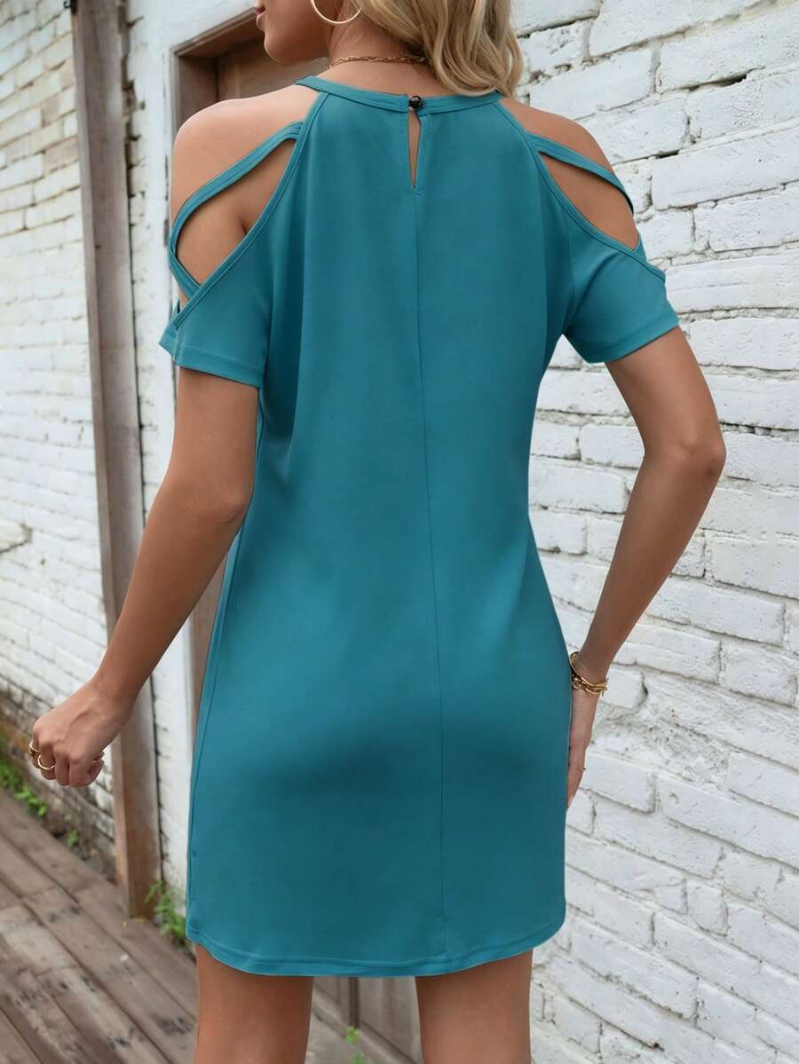 Vestido Curto Ombro a Ombro com Detalhe Vazado - La Lecce