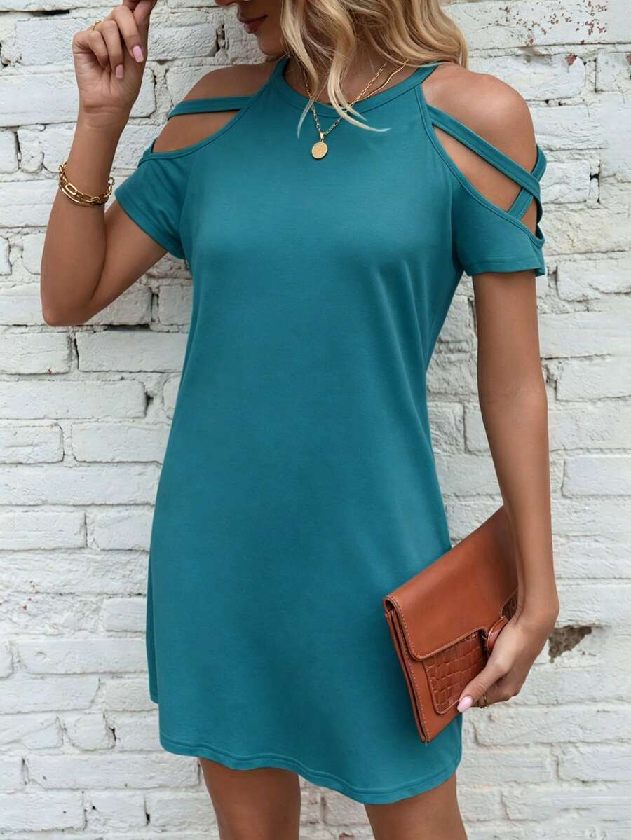 Vestido Curto Ombro a Ombro com Detalhe Vazado - La Lecce