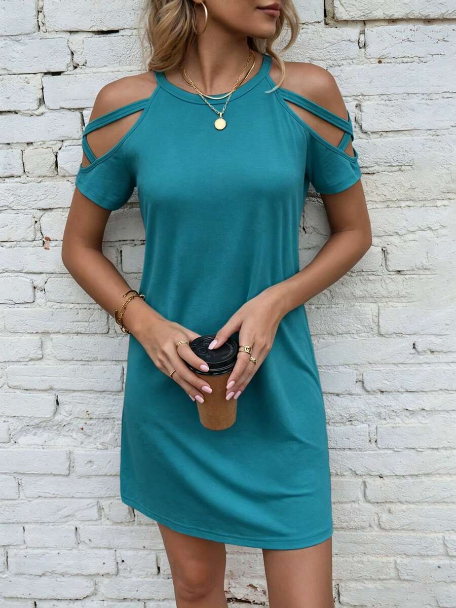 Vestido Curto Ombro a Ombro com Detalhe Vazado - La Lecce