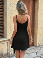 Vestido Curto de Alças Finas com Transpasse e Nó nas Costas - La Lecce