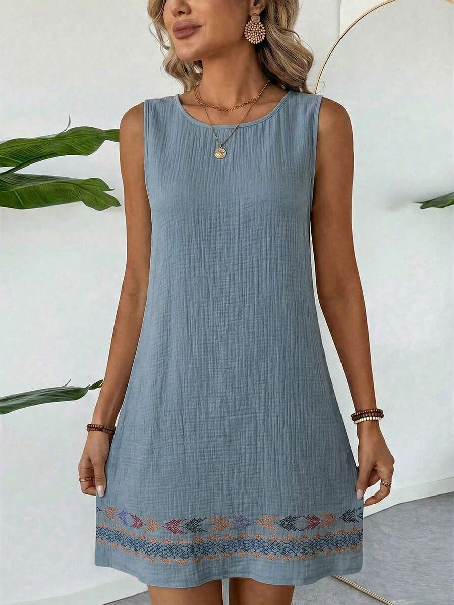 Vestido Curto Boho de Algodão com Bordado - La Lecce