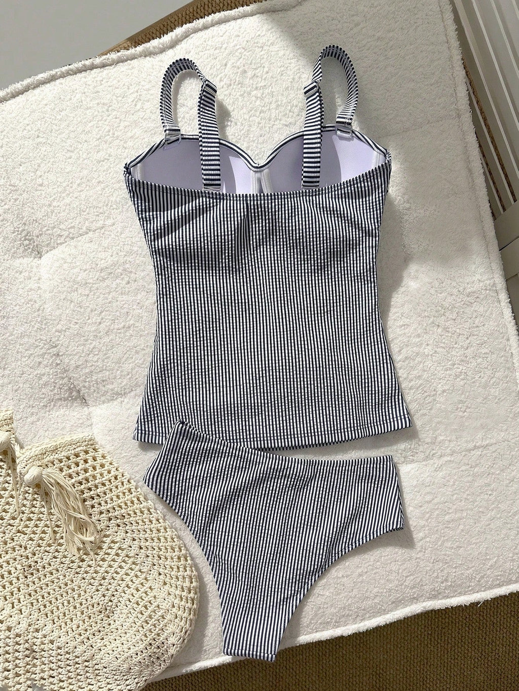 Tankini Push-Up com Fivela e Efeito Franzido