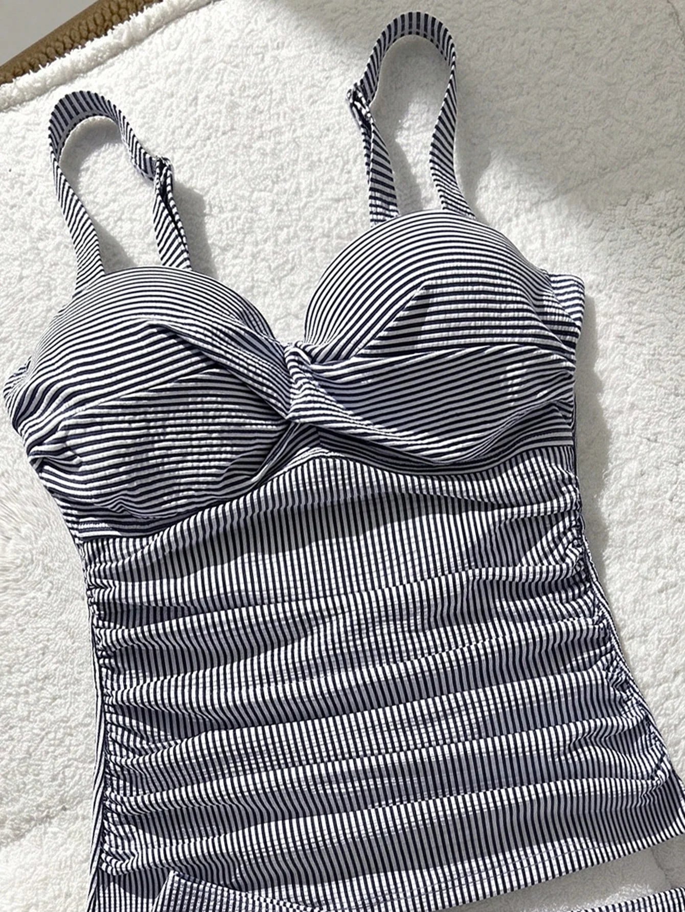 Tankini Push-Up com Fivela e Efeito Franzido