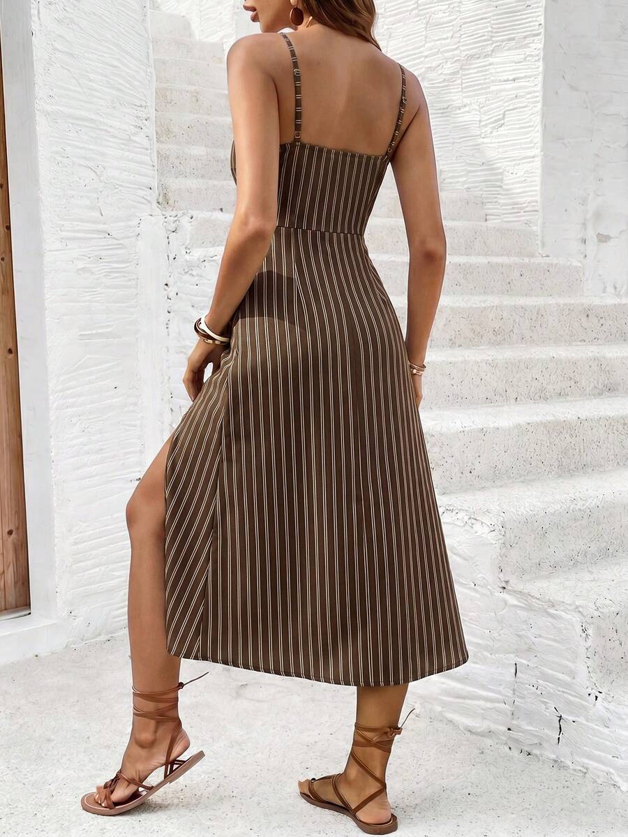 Vestido Camiseta com Amarração e Fenda - La Lecce