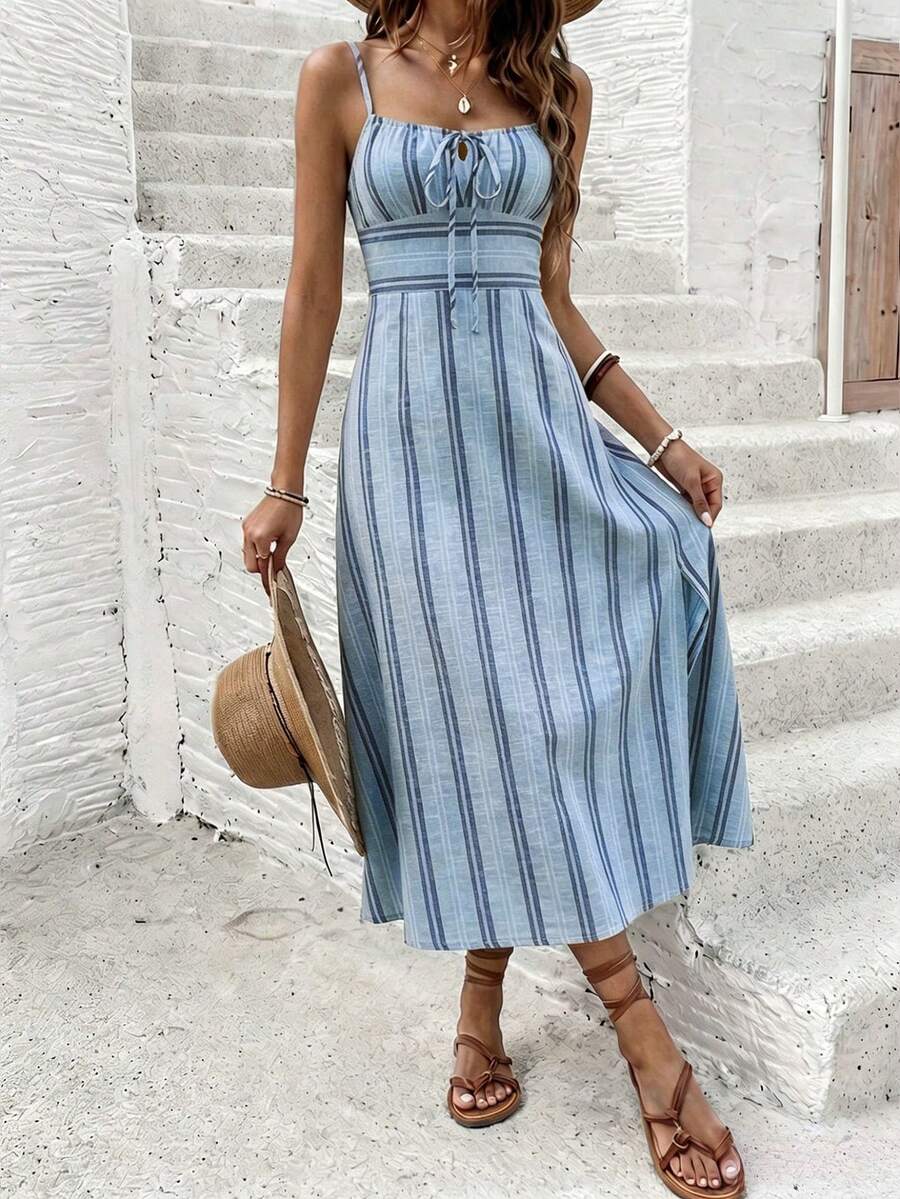 Vestido Camiseta com Amarração e Fenda - La Lecce