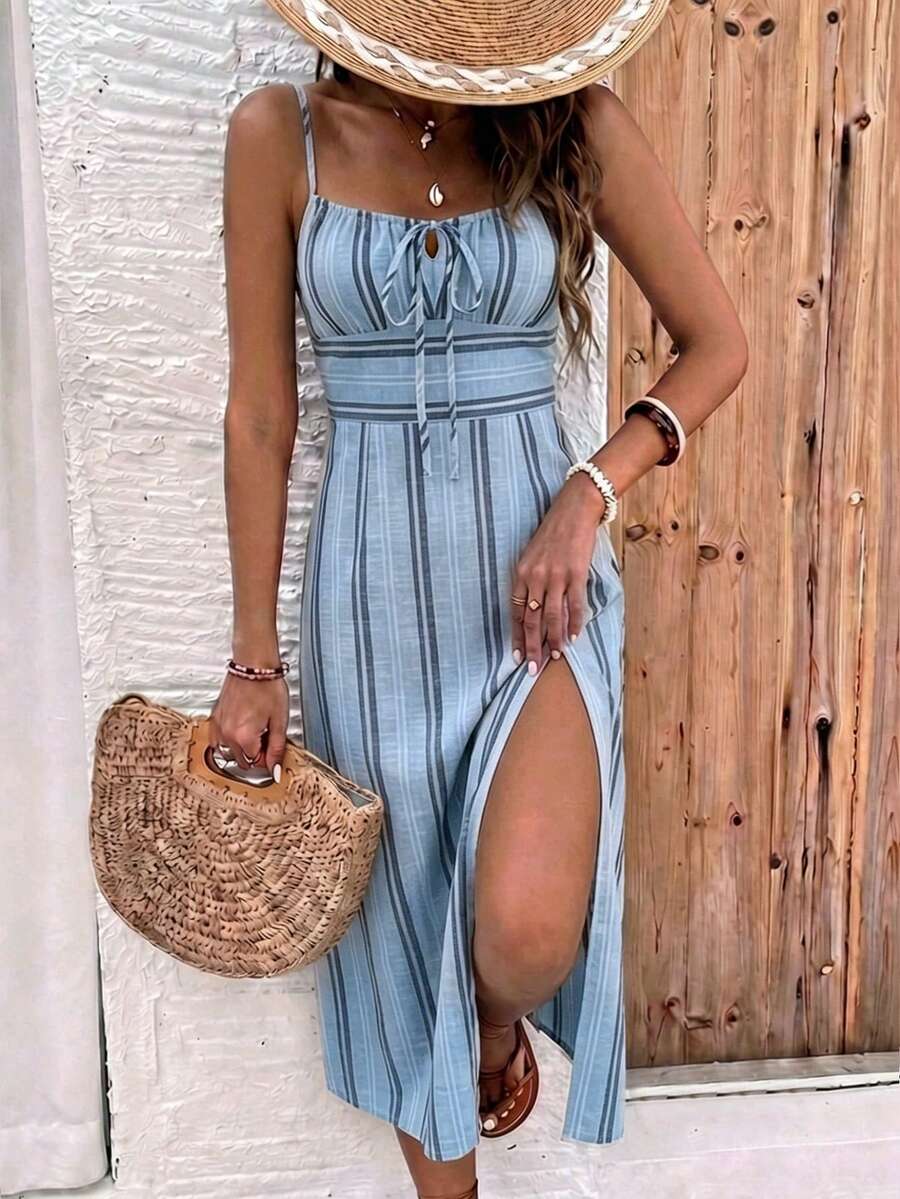 Vestido Camiseta com Amarração e Fenda - La Lecce