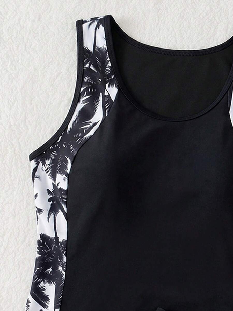 Conjunto de Praia 2 Peças com Regata e Saia Shorts Estampada