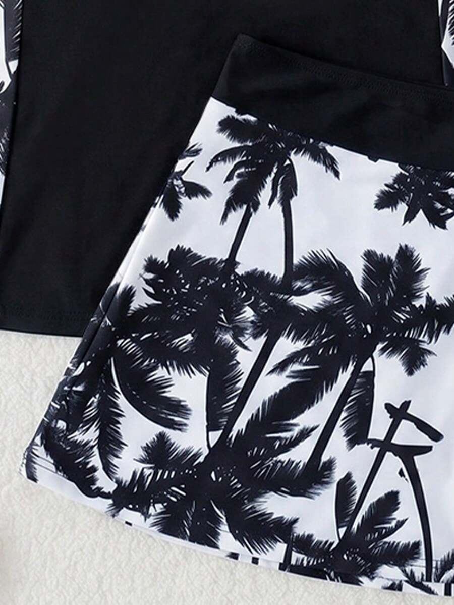 Conjunto de Praia 2 Peças com Regata e Saia Shorts Estampada
