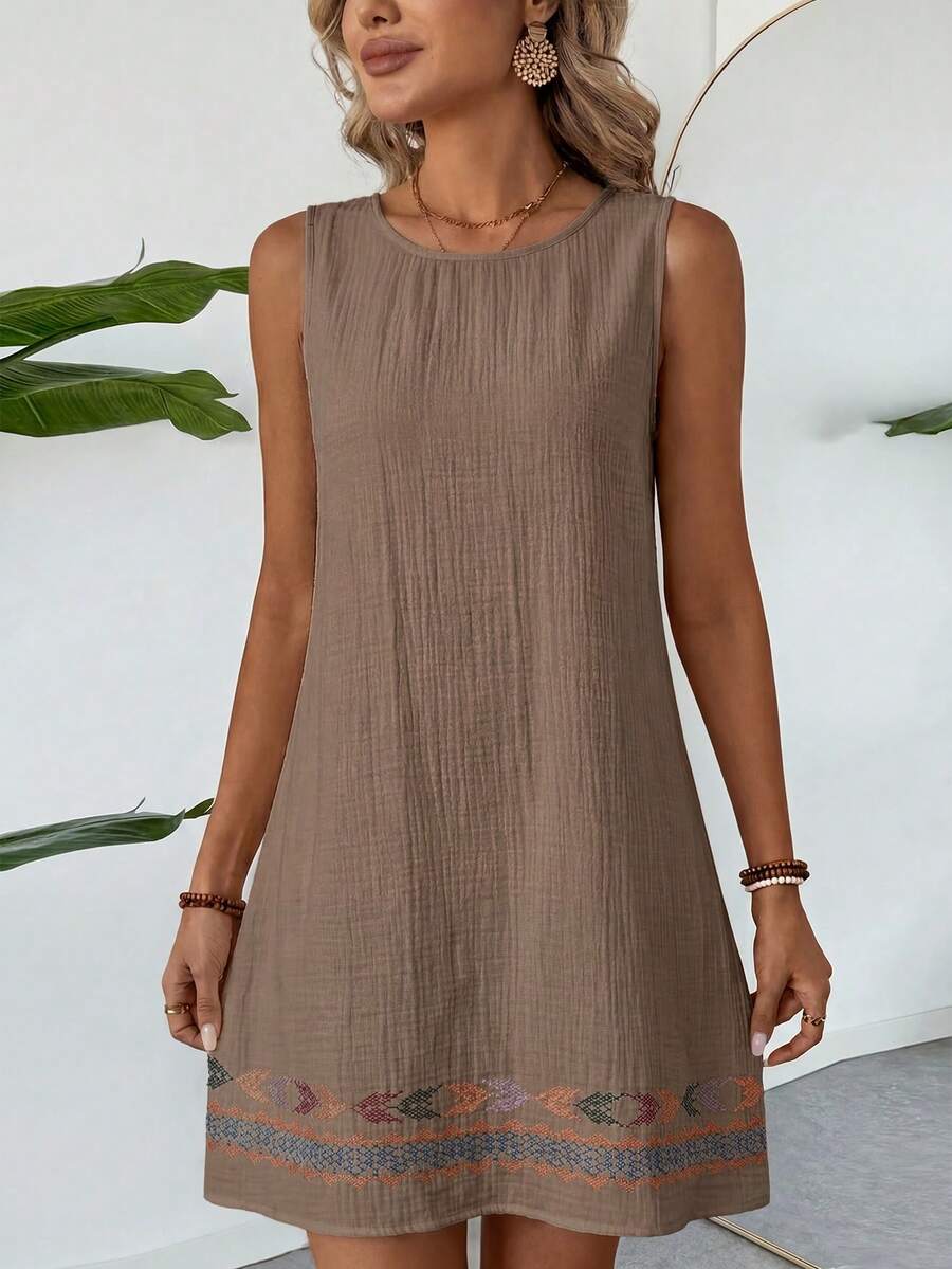 Vestido Curto Boho de Algodão com Bordado - La Lecce