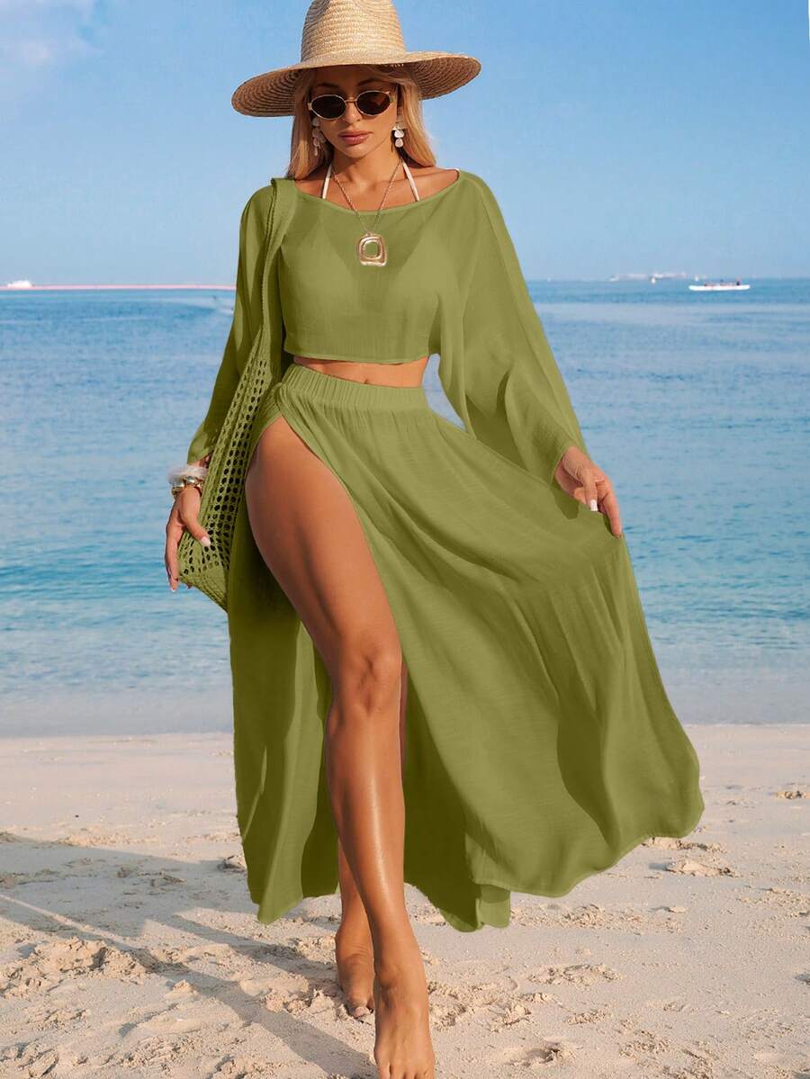 Conjunto de Praia 2 Peças com Cropped de Manga Longa e Saia com Fenda