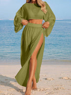 Conjunto de Praia 2 Peças com Cropped de Manga Longa e Saia com Fenda