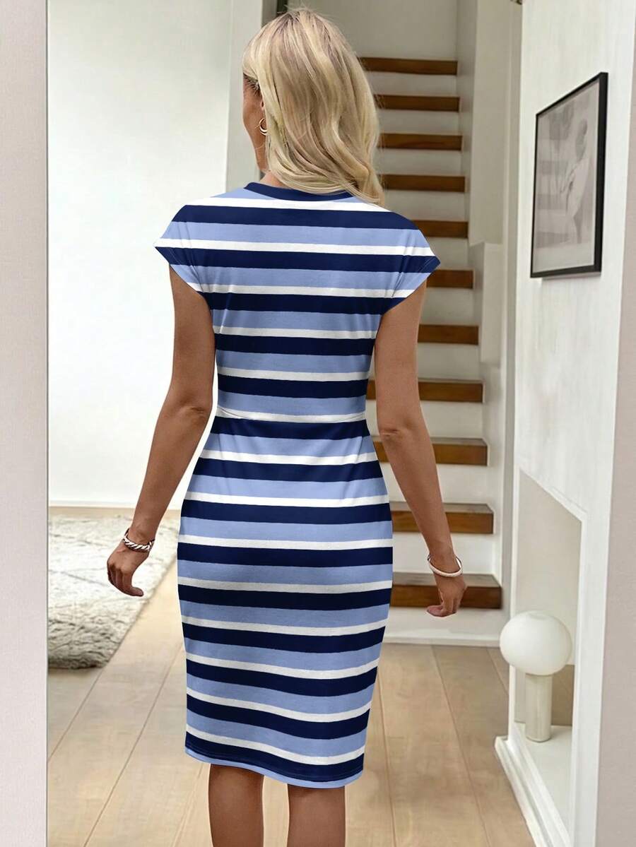 Vestido Midi de Algodão com Detalhe Torcido e Manga Curta - La Lecce