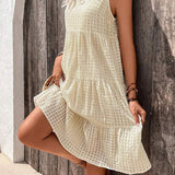 Vestido Midi Solto com Gola Redonda e Barra com Babado