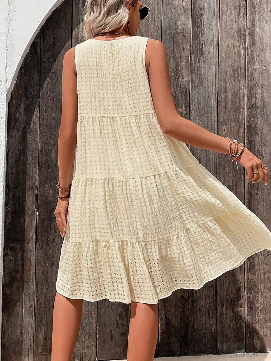 Vestido Midi Solto com Gola Redonda e Barra com Babado - La Lecce