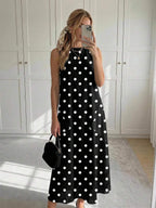 Vestido Midi Poá com Gola Redonda e Bolsos - La Lecce