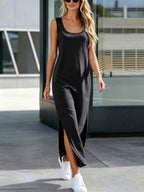 Vestido Longo Listrado com Gola Redonda e Fenda