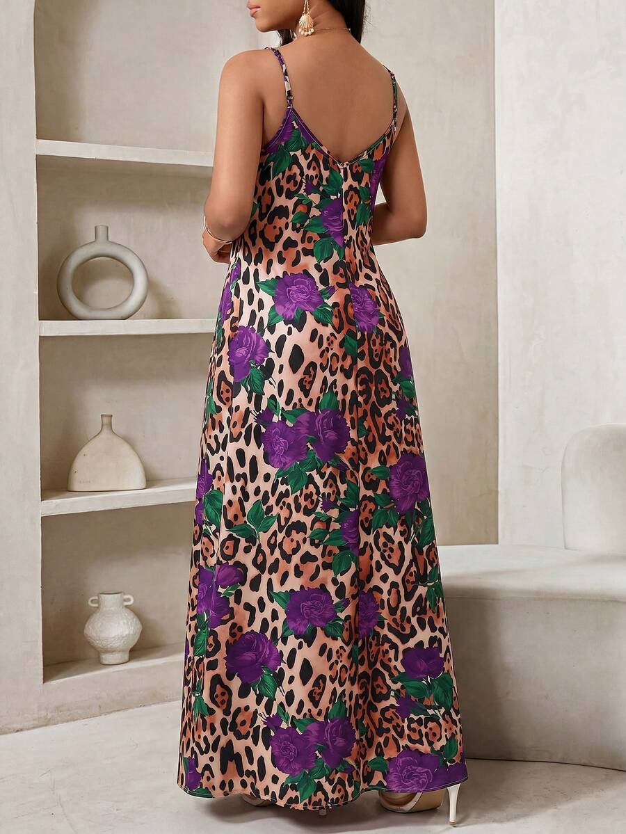 Vestido Longo Floral Decote V com Aplicação de Rosa 3D