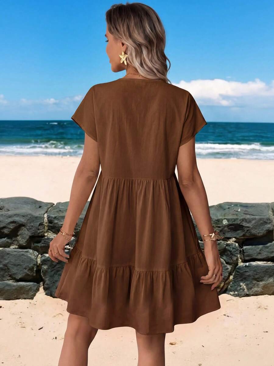 Vestido Curto Boho com Babado e Detalhe em Pompom - La Lecce