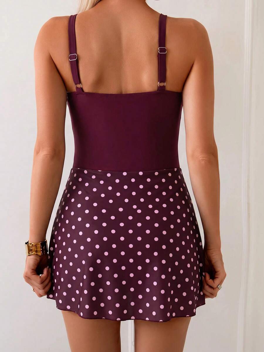 Conjunto de Praia com Saia Transpassada e Nó Lateral
