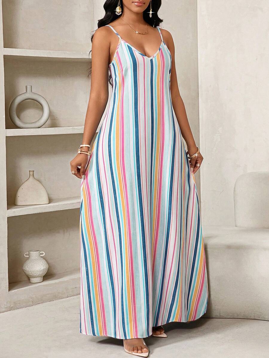 Vestido Longo Floral Decote V com Aplicação de Rosa 3D