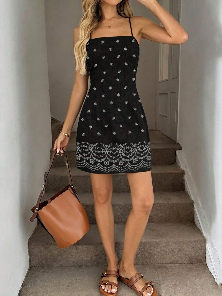 Vestido Mini de Alças com Estampa de Coqueiro e Costas Abertas