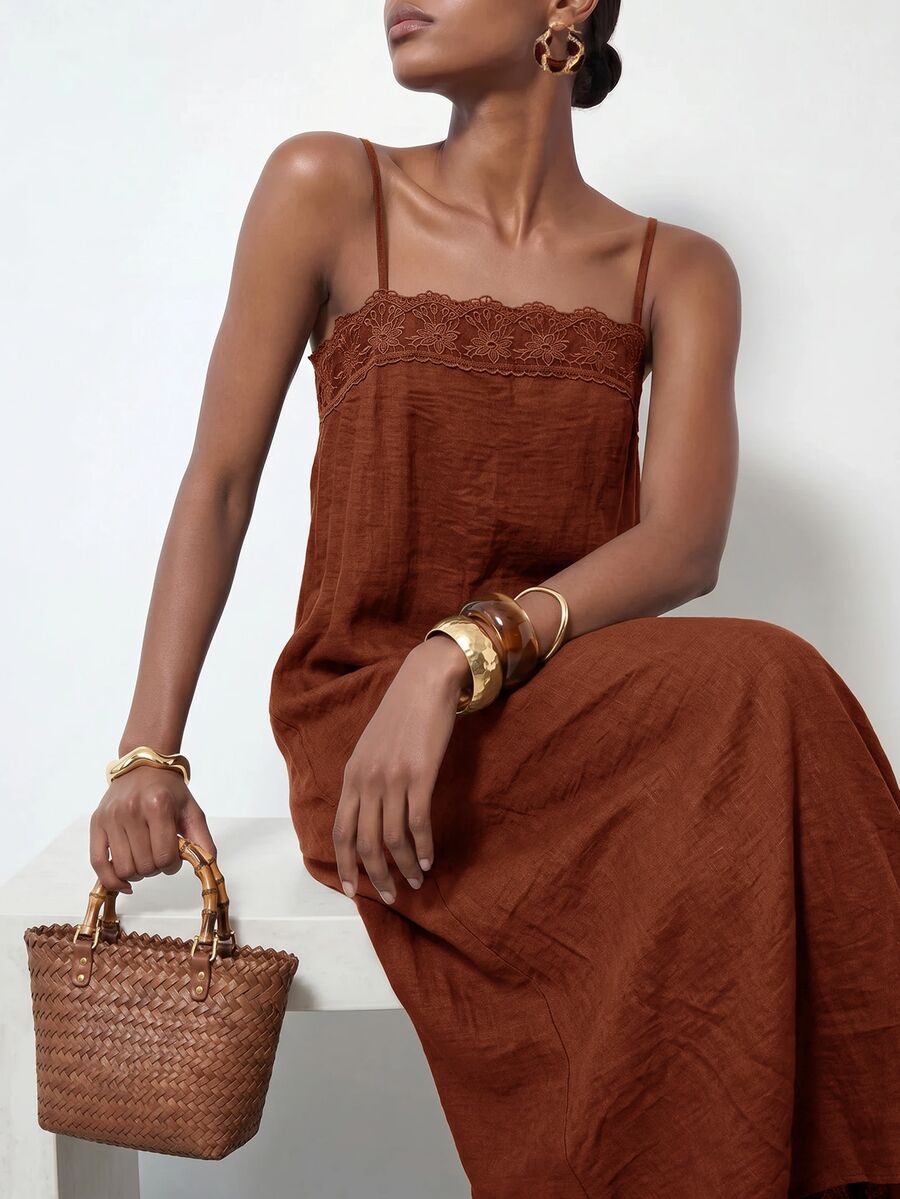 Vestido Longo Solto de Alças Finas com Babado - La Lecce