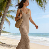 Vestido Saída de Praia Longo em Tricô com Costas Abertas