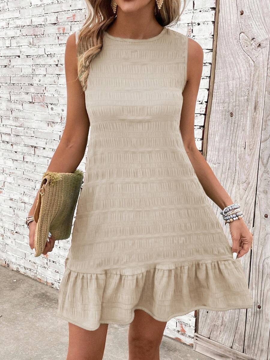 Vestido Midi Evasê com Babado na Barra e Costas Abertas - La Lecce