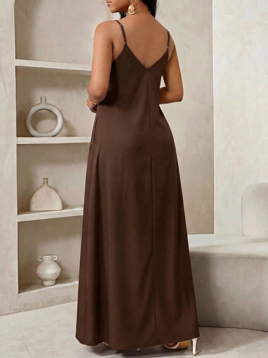 Vestido Longo Floral Decote V com Aplicação de Rosa 3D