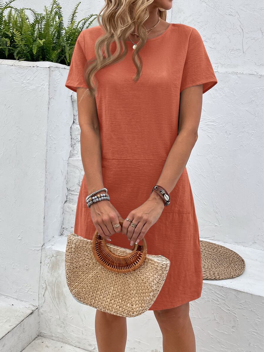 Vestido Midi Camiseta de Manga Curta com Bolsos - La Lecce