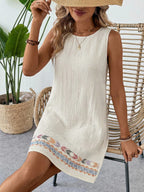 Vestido Curto Boho de Algodão com Bordado - La Lecce