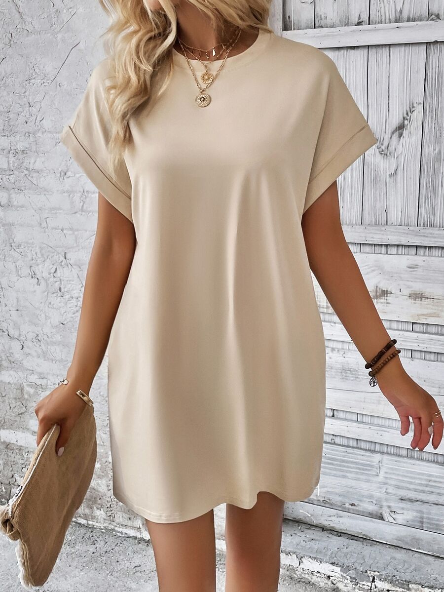 Vestido Curto Camiseta com Bolsos e Manga Morcego - La Lecce