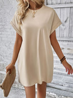 Vestido Curto Camiseta com Bolsos e Manga Morcego - La Lecce