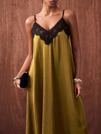 Vestido Longo Solto de Alças Finas com Babado - La Lecce