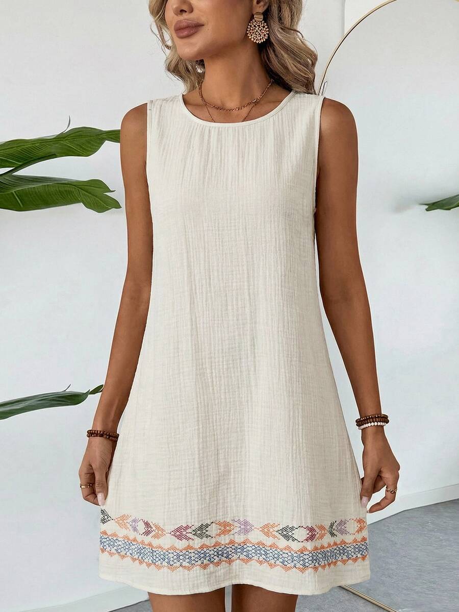Vestido Curto Boho de Algodão com Bordado - La Lecce