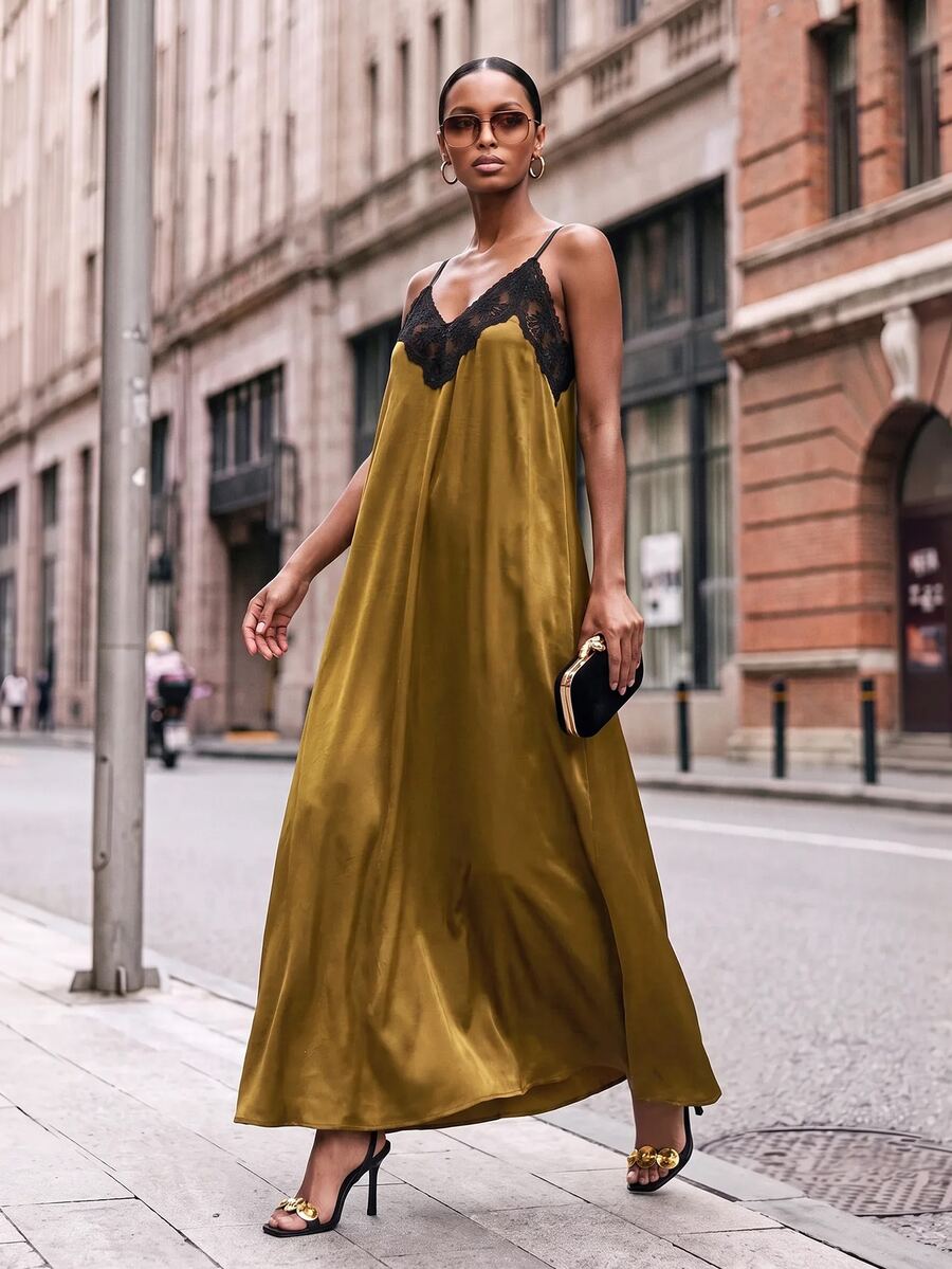 Vestido Longo Solto de Alças Finas com Babado - La Lecce