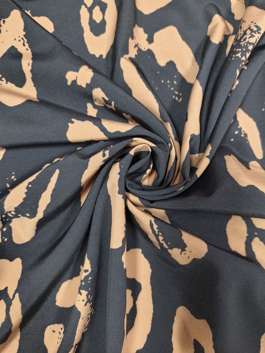 Vestido Longo Estampa de Leopardo com Costas Abertas - La Lecce
