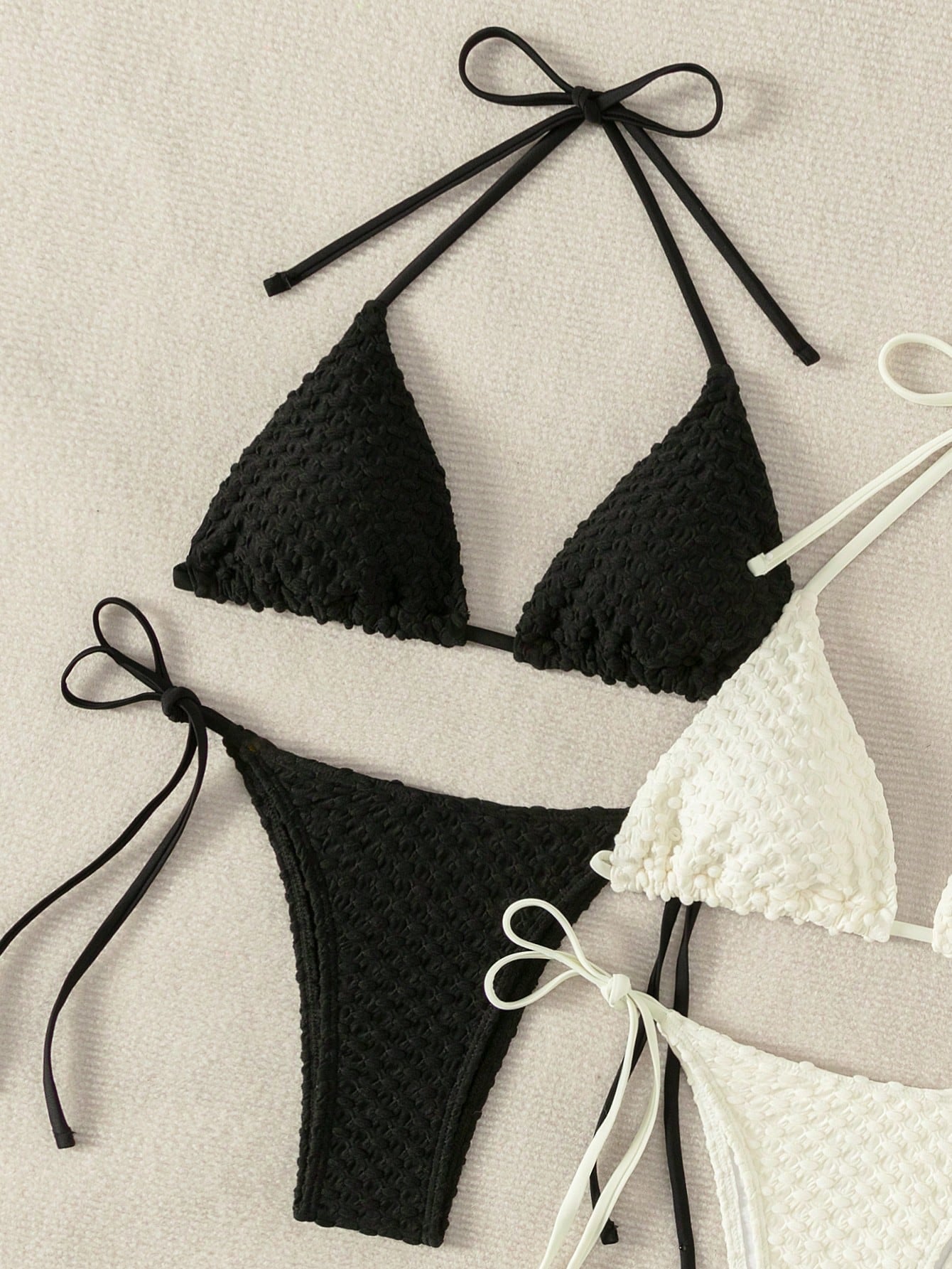 Kit com 2 Conjuntos de Biquíni Triângulo e Texturizado