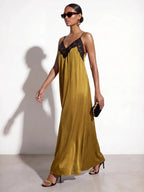 Vestido Longo Solto de Alças Finas com Babado - La Lecce