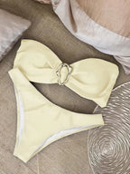 Biquíni Bandeau com Anel e Corte Alto - imagem 11