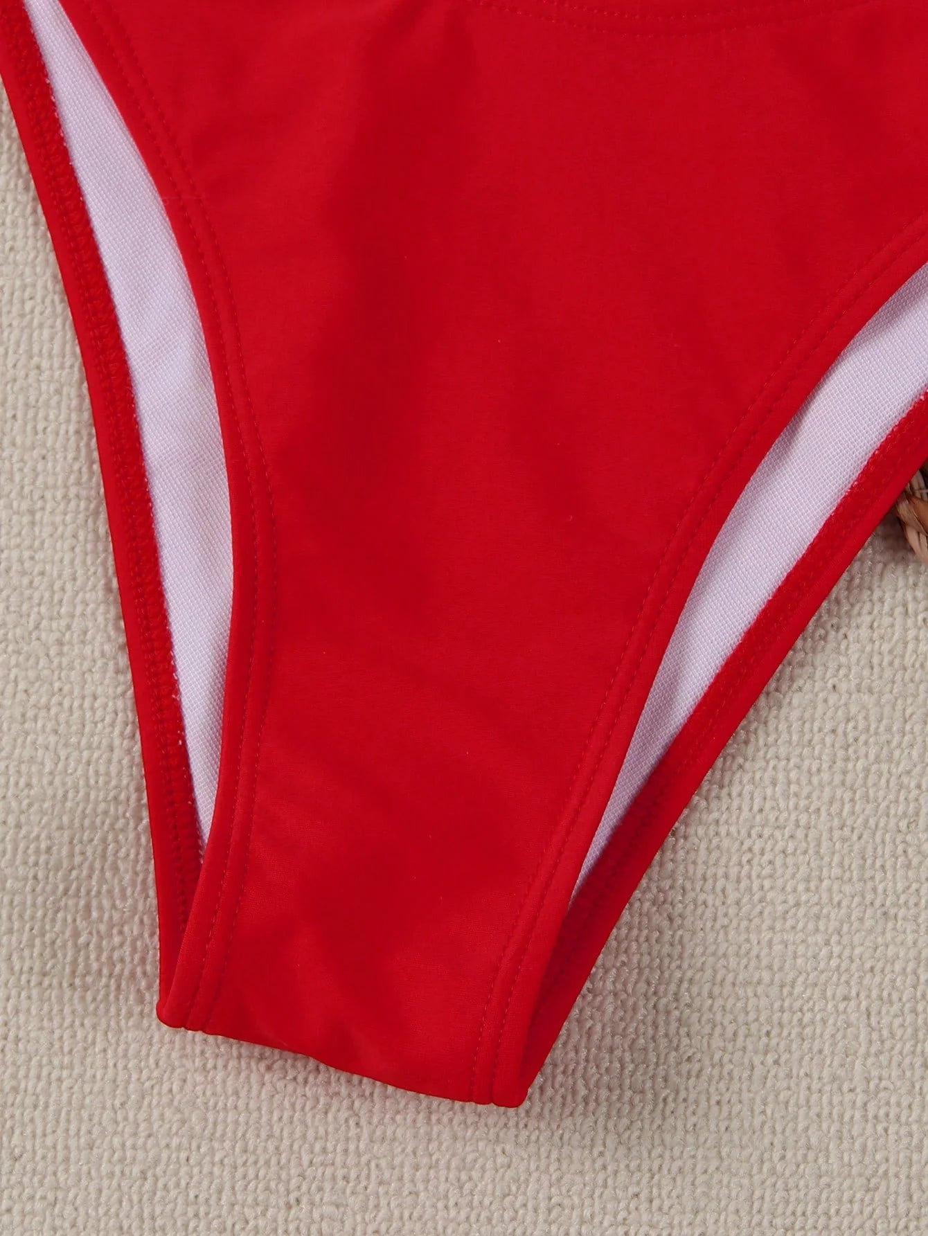 Biquíni Bandeau com Anel e Corte Alto - imagem 20