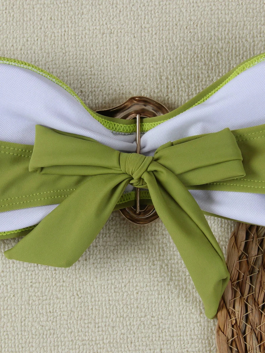 Biquíni Bandeau com Anel e Corte Alto - imagem 29