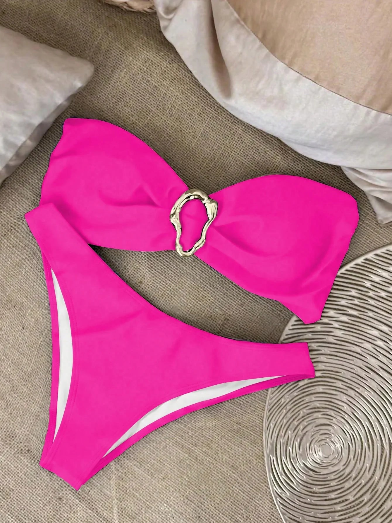Biquíni Bandeau com Anel e Corte Alto - imagem 41