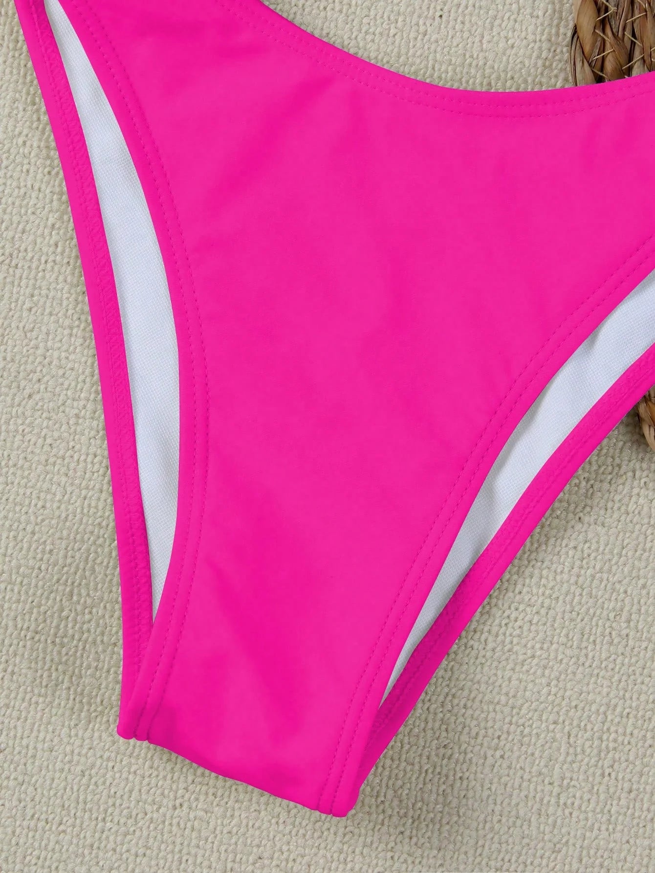 Biquíni Bandeau com Anel e Corte Alto - imagem 44