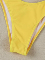 Biquíni Bandeau com Anel e Corte Alto - imagem 6