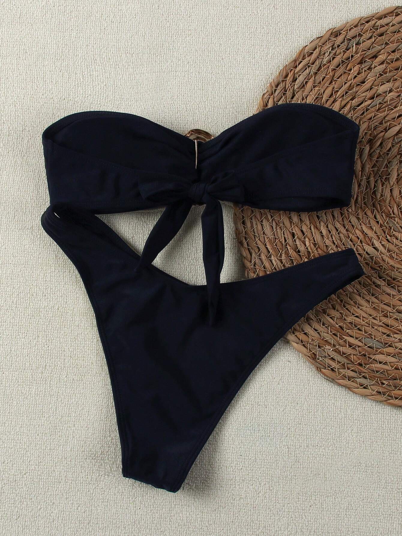 Biquíni Bandeau com Anel e Corte Alto - imagem 7