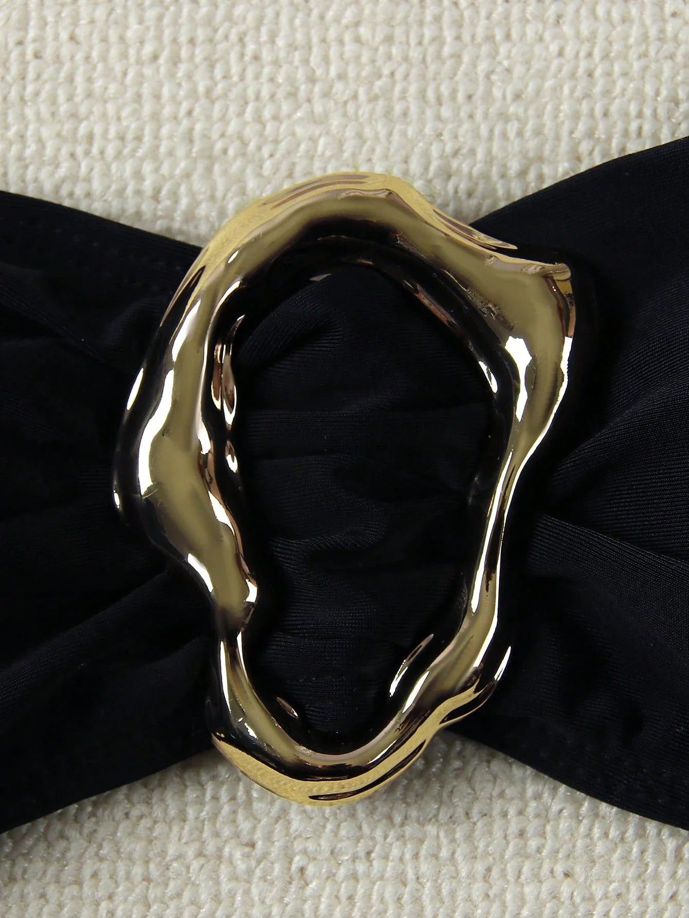 Biquíni Bandeau com Anel e Corte Alto - imagem 8
