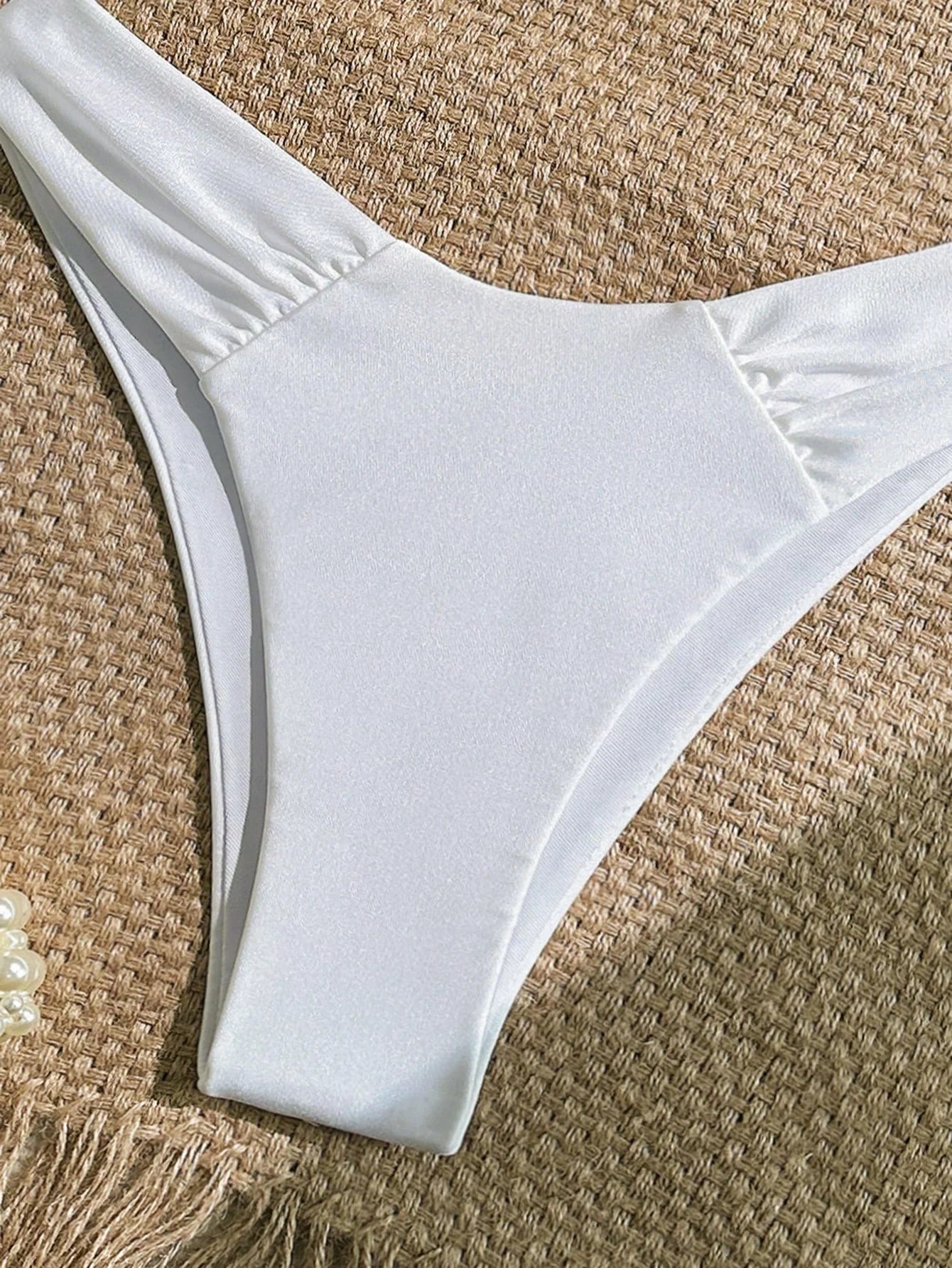 Biquíni Bandeau com Cintura Baixa - imagem 5