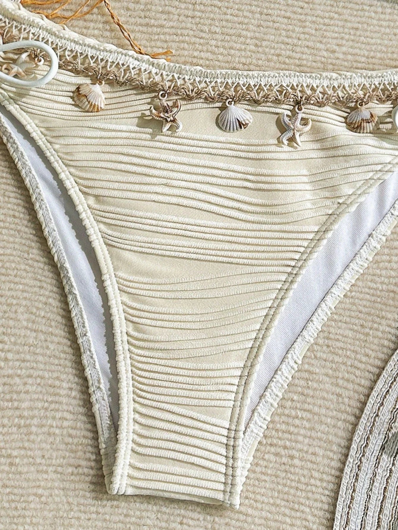 Biquíni Bandeau com Nó Lateral - imagem 10