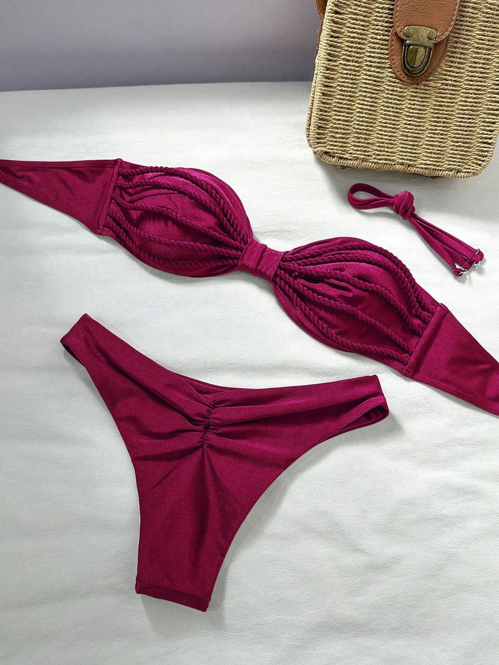 Biquíni Bralette com Efeito Enrugado - imagem 11